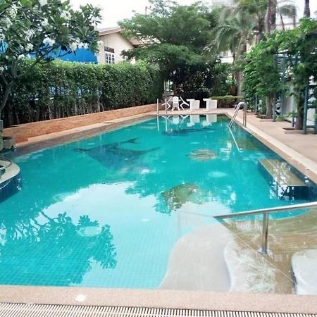 Baan Klang Condo In Central Hua Hin Exterior photo
