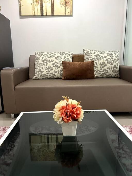 Baan Klang Condo In Central Hua Hin Exterior photo