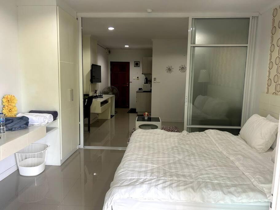 Baan Klang Condo In Central Hua Hin Exterior photo