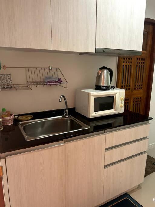 Baan Klang Condo In Central Hua Hin Exterior photo