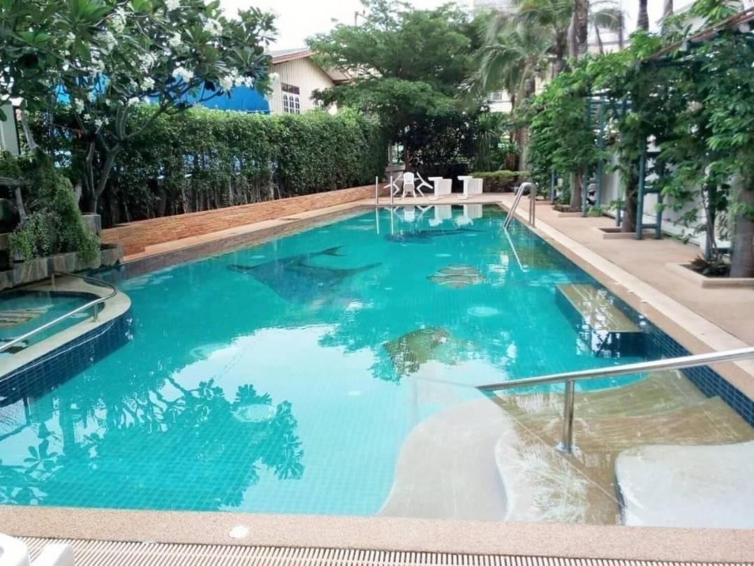 Baan Klang Condo In Central Hua Hin Exterior photo